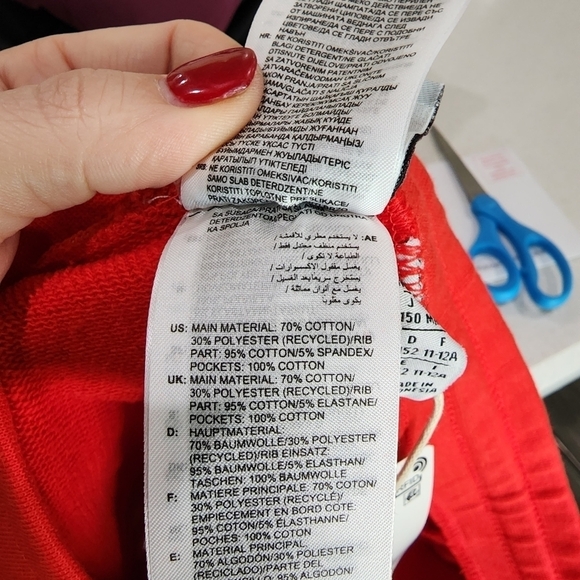 🆕️ Adidas Boys Terry Cotton Shorts Red he6834 - Picture 10 of 10